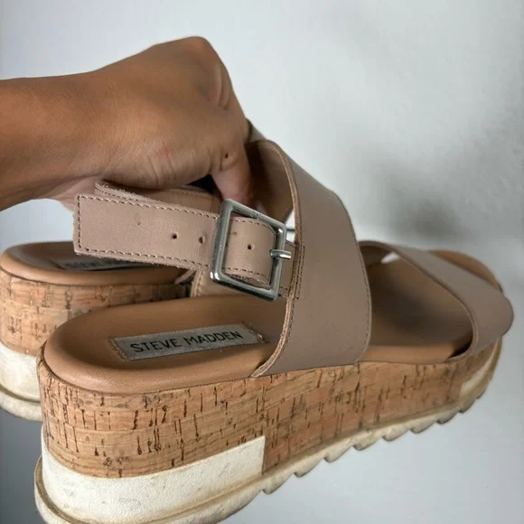 Steve Madden Brenda Tan Sandals - Picture 9 of 10